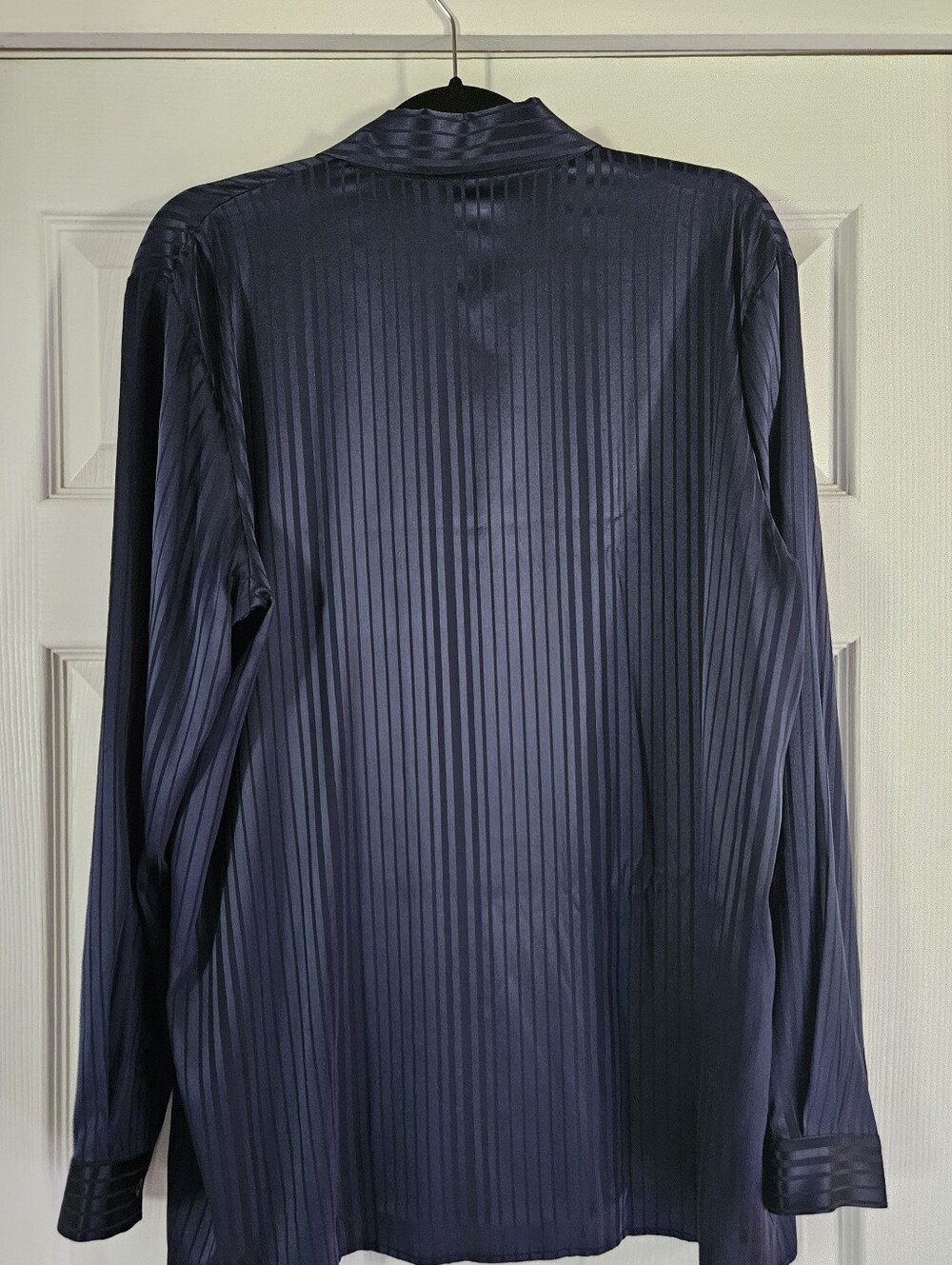 NWT LILYSILK Navy Blue Pinstripe Silk Button Down Shirt Grade 6A - Picture 7 of 9